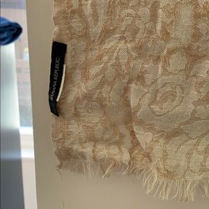 Light brown/cream/tan Floral Scarf